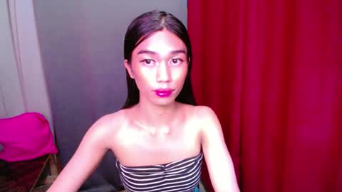 urloverjasmine_xx online show from July 2026 06:08:01 AM