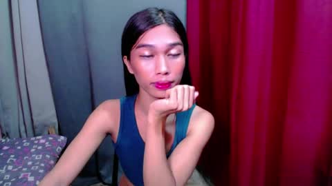 urloverjasmine_xx online show from July 2026 06:02:02 PM