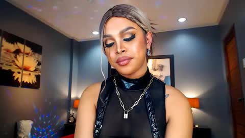 UrMajestyTyra online show from December 2024 05:56:01 AM