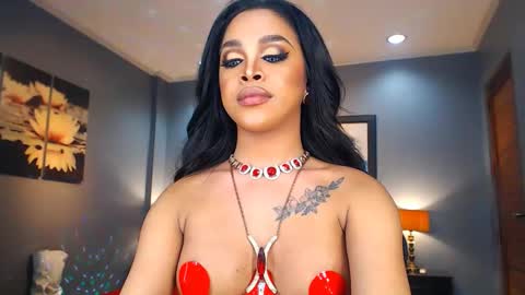 UrMajestyTyra online show from December 2024 07:06:02 AM