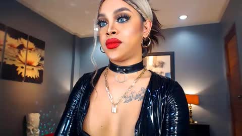 UrMajestyTyra online show from December 2024 04:53:02 AM