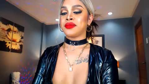 UrMajestyTyra online show from December 2024 06:56:01 AM