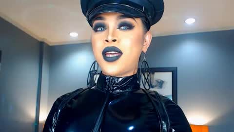 UrMajestyTyra online show from January 2025 12:25:02 AM