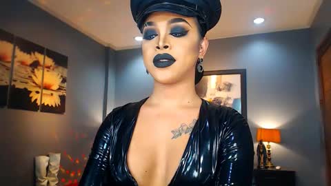 UrMajestyTyra online show from January 2025 02:12:02 AM