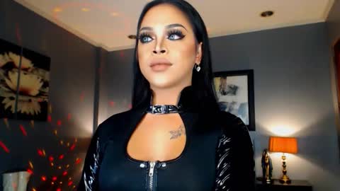 UrMajestyTyra online show from September 2025 02:13:01 AM