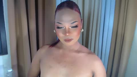 urmakelove_fac online show from May 2026 04:29:02 AM