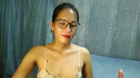 queen julia not into CHEAPGUY online show from April 2026 01:38:02 PM