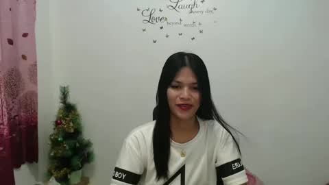 hi im kim online show from December 2024 10:46:02 AM