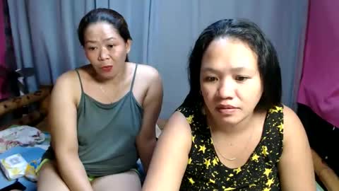 urpretty_hotmama online show from June 2026 07:48:01 PM