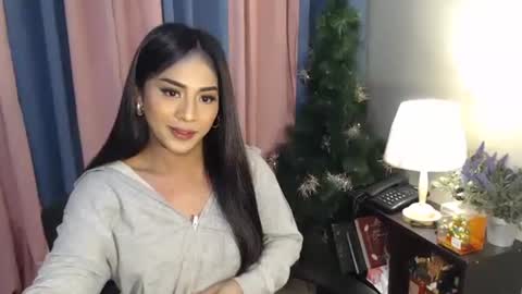 JUST CALL ME CALI online show from October 2025 10:07:01 PM