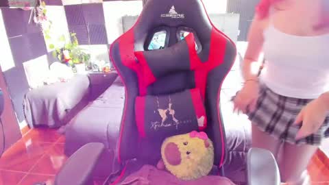 Ursula Gomez online show from April 2026 06:02:01 PM