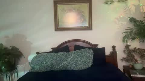 Sasha online show from December 2024 07:03:01 AM