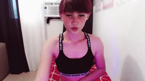 sammy the nughty girl who can make you happy online show from October 2025 05:59:01 AM