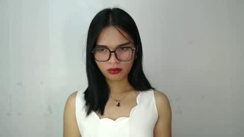 urtereshameow online show from April 2026 11:24:01 AM