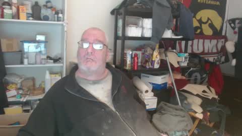 Eric online show from December 2024 02:12:01 AM