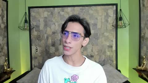 UYUKIE online show from November 2025 12:27:02 PM