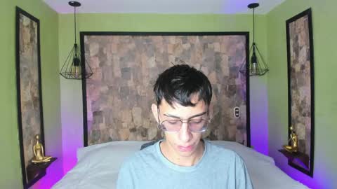Snapshot of uyukie chatting on May 2026 03:04:02 AM UYUKIE online show from May 2026 03:04:02 AM
