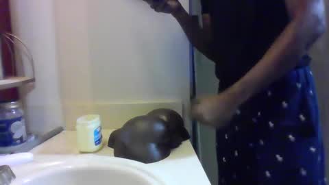 Snapshot of uzithebbc chatting on December 2024 08:47:01 AM uzithebbc online show from December 2024 08:47:01 AM