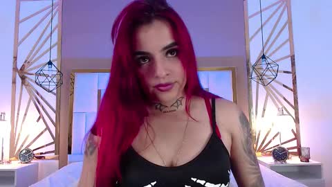 Snapshot of vaaleriee_miller_ chatting on December 2024 05:11:01 PM valeriee miller online show from December 2024 05:11:01 PM