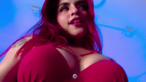 Snapshot of vaaleriee_miller_ chatting on December 2024 05:22:01 PM valeriee miller online show from December 2024 05:22:01 PM