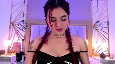 Snapshot of vaaleriee_miller_ chatting on December 2024 06:56:02 PM valeriee miller online show from December 2024 06:56:02 PM