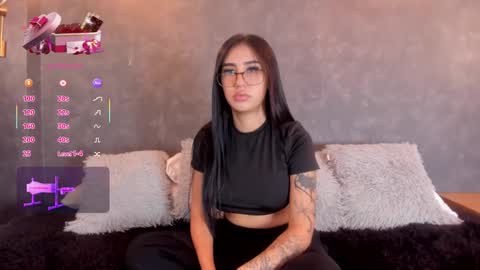 VAELINA ANGELS online show from February 2026 03:26:02 AM