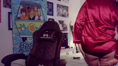 vagelicious online show from October 2025 04:08:02 PM