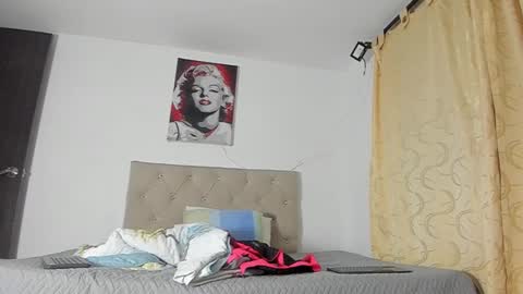 Vahiolet smith online show from September 2025 03:06:02 AM