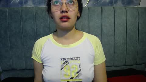 Vainilla online show from April 2026 01:39:01 AM