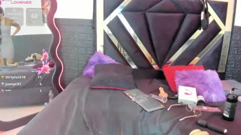 valentina online show from May 2026 08:22:01 AM