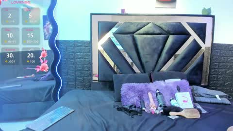 valentina online show from June 2026 08:47:02 PM