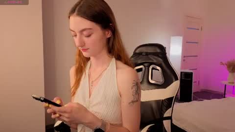 Snapshot of valenora1 chatting on July 2026 11:14:01 AM Nora online show from July 2026 11:14:01 AM