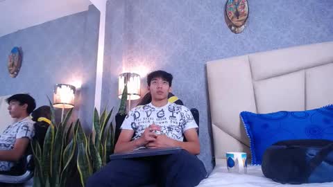 Valenor online show from October 2025 05:27:01 AM