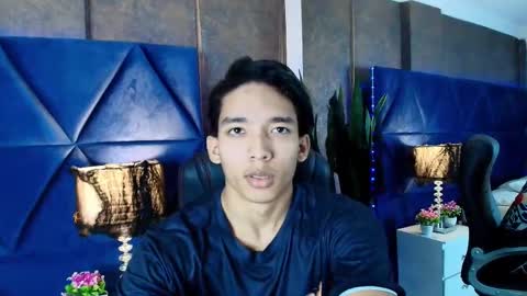 Valenor online show from October 2025 04:34:02 AM