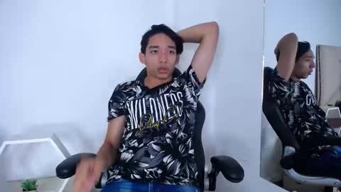 Valenor online show from November 2025 05:06:01 AM