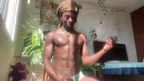 Snapshot of valent1nn chatting on February 2026 01:55:01 PM Valentin independent Cam Boy online show from February 2026 01:55:01 PM