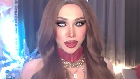 Amanda online show from April 2026 07:38:02 PM