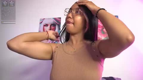 VALENTINA online show from November 2025 11:16:02 AM