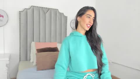 Snapshot of valentina_ross_ chatting on June 2026 12:05:02 PM Valentina online show from June 2026 12:05:02 PM