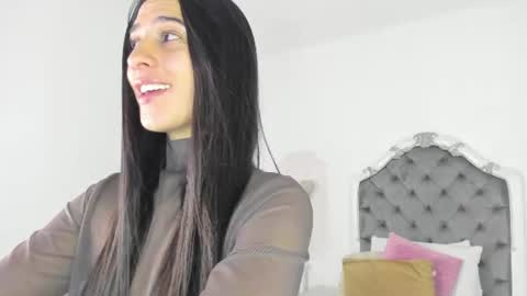 Snapshot of valentina_ross_ chatting on July 2026 11:56:01 AM Valentina online show from July 2026 11:56:01 AM