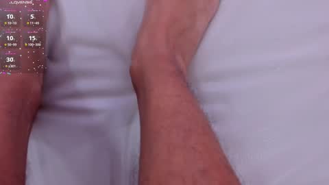 Snapshot of valentina_tiny1 chatting on February 2025 01:03:01 AM VALENTINA online show from February 2025 01:03:01 AM