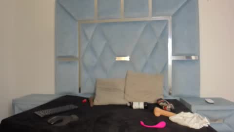 valentinaasm online show from April 2026 05:03:01 AM