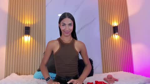 valentinaliux_ online show from July 2026 12:52:01 PM