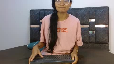 Valentina online show from September 2025 12:10:01 PM