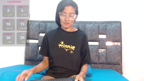 Valentina online show from October 2025 12:14:01 PM
