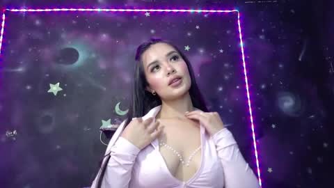 valentinarojass_ online show from April 2026 06:22:01 PM