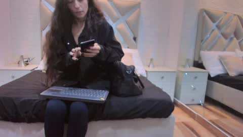 VALENTINA online show from June 2026 11:34:02 AM