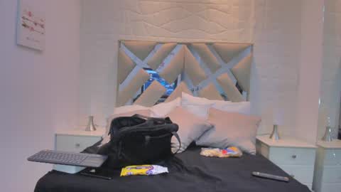 Snapshot of valentinasu_ chatting on June 2026 11:42:02 AM VALENTINA online show from June 2026 11:42:02 AM
