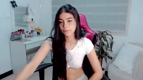 Valentina  online show from March 2026 03:23:01 AM