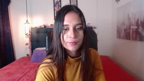 V A L E N T I N I online show from September 2025 08:08:02 PM